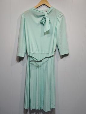 Vintage Jeanne Durrell Pleated Midi Bow Dress Seafoam Green Belted Secretary